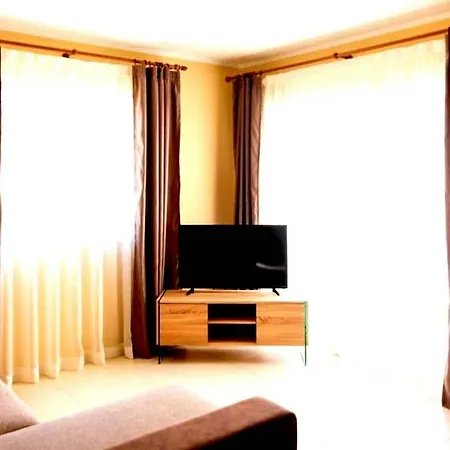 Apartment Dixie, 2 Bedroom Apartment By The Beach Διαμέρισμα